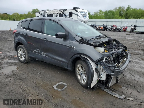 2019 Ford Escape SE z VIN 1FMCU9GD2KUB90485, wystawiony jako Copart lot #55799635 z przebiegiem 79 817 mil mil oraz Szkoda całkowita • Salvage title. Historia ofert i sprzedaży dostępna na DreamBid. Obrazek 4.