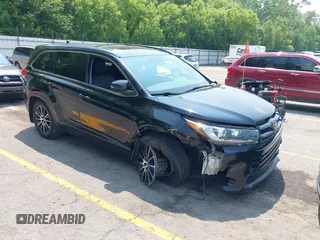 2018 Toyota Highlander SE with VIN 5TDJZRFH6JS496061, listed as a IAAI auction lot 42438105 with 76,637 mi miles and . Bid and sale history available at DreamBid. Image 1.