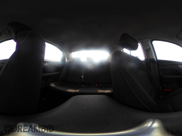2021 Kia Forte LXS с VIN 3KPF24AD2ME409093, выставлен на аукционе IAAI как лот 42668655 с пробегом 39 905 миль миль и . История ставок и продаж доступна на DreamBid. Изображение 18.