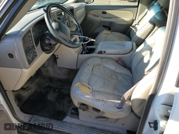 2002 Chevrolet Suburban Z71 with VIN 3GNFK16Z92G267367, listed as a Copart auction lot 43647755 with 0 mi miles and Salvage Title. Bid and sale history available at carsss.com. Image 7.