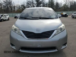 2011 Toyota Sienna LE AAS z VIN 5TDKK3DC4BS041885, wystawiony jako Copart lot #54929275 z przebiegiem 214 342 mil mil oraz Szkoda całkowita • Salvage title. Historia ofert i sprzedaży dostępna na DreamBid. Obrazek 5.