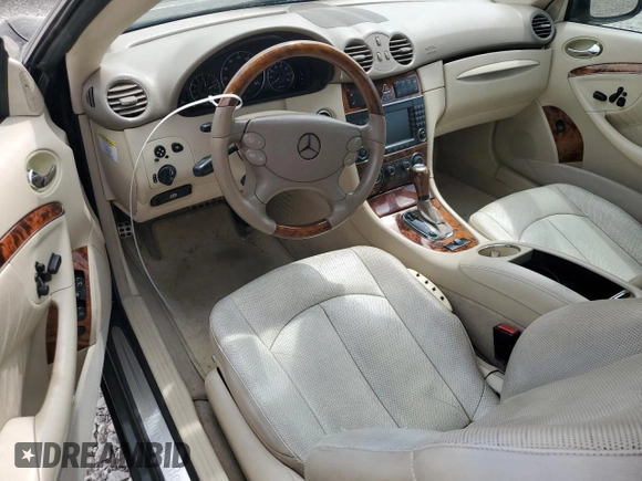 2006 Mercedes-Benz CLK-Class 3.5L with VIN WDBTK56G26T069271, listed as a Copart auction lot 52191604 with 117,124 mi miles and Salvage Title. Bid and sale history available at carsss.com. Image 8.