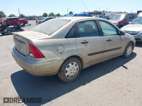 2000 Ford Focus LX with VIN 1FAFP33P2YW427999, listed as a IAAI auction lot 42874144 with 121,885 mi miles and . Bid and sale history available at DreamBid. Image 4.