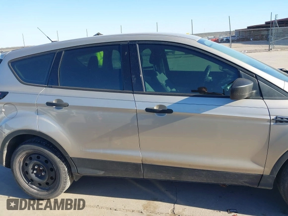2017 Ford Escape S с VIN 1FMCU0F70HUB79145, выставлен на аукционе IAAI как лот 41734309 с пробегом 77 113 миль миль и . История ставок и продаж доступна на DreamBid. Изображение 13.
