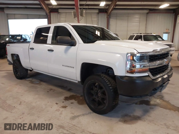 2018 Chevrolet Silverado 1500 Work Truck with VIN 3GCUKNEC7JG182613, listed as a IAAI auction lot 41024739 with 159,973 mi miles. Bid and sale history available at carsss.com. Image 1.