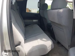 2008 Toyota Tundra z VIN 5TBBV54168S523406, wystawiony jako IAAI lot #42445574 z przebiegiem 117 947 mil mil oraz . Historia ofert i sprzedaży dostępna na DreamBid. Obrazek 8.