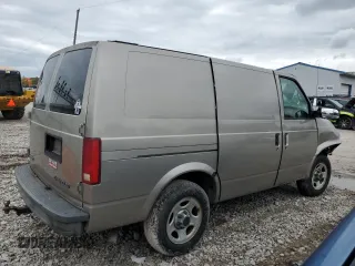 2003 Chevrolet Astro Cargo with VIN 1GCDM19X93B106080, listed as a Copart auction lot 82596524 with 144,865 mi miles and Salvage Title. Bid and sale history available at carsss.com. Image 3.