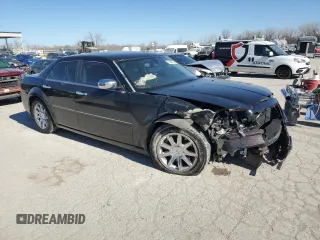 2006 Chrysler 300 C with VIN 2C3KA63H16H464384, listed as a Copart auction lot 43040065 with 177,664 mi miles and Salvage Title. Bid and sale history available at carsss.com. Image 4.