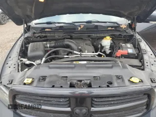 2015 Ram 1500 Sport z VIN 1C6RR7HT3FS584242, wystawiony jako Copart lot #82418584 z przebiegiem Nie podano mil oraz Szkoda całkowita • Salvage title. Historia ofert i sprzedaży dostępna na DreamBid. Obrazek 11.