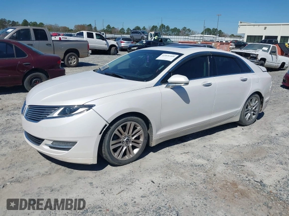 2014 Lincoln MKZ with VIN 3LN6L2GK6ER824334, listed as a IAAI auction lot 41826468 with 109,736 mi miles and . Bid and sale history available at DreamBid. Image 2.