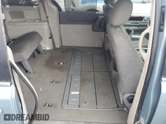 2010 Chrysler Town & Country Touring with VIN 2A4RR5D19AR170145, listed as a Copart auction lot 54665135 with 184,351 mi miles and Salvage Title. Bid and sale history available at DreamBid. Image 11.