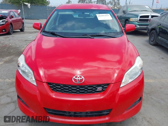 2010 Toyota Matrix S z VIN 2T1KE4EE1AC045560, wystawiony jako IAAI lot #42397223 z przebiegiem 191 626 mil mil oraz . Historia ofert i sprzedaży dostępna na DreamBid. Obrazek 6.