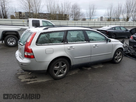 2006 Volvo V50 2.5L Turbo with VIN YV1MJ682762162920, listed as a Copart auction lot 44725505 with 0 mi miles and Salvage Title. Bid and sale history available at carsss.com. Image 3.