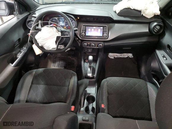 2020 Nissan Kicks S with VIN 3N1CP5BVXLL570533, listed as a Copart auction lot 48519185 with 35,926 mi miles and Salvage Title. Bid and sale history available at carsss.com. Image 8.