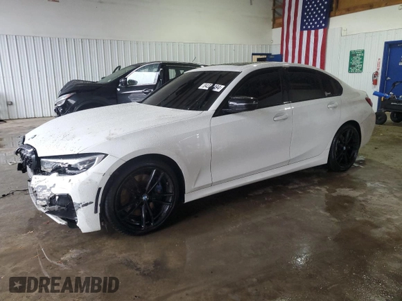 2021 BMW 3 Series M340i xDrive with VIN 3MW5U9J02M8B60533, listed as a Copart auction lot 84322494 with 0 mi miles and Salvage Title. Bid and sale history available at carsss.com. Image 1.