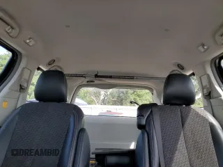 2013 Toyota Sienna SE с VIN 5TDXK3DC2DS383702, выставлен на аукционе Copart как лот 57618165 с пробегом 209 773 миль миль и Списание • Salvage title. История ставок и продаж доступна на DreamBid. Изображение 10.