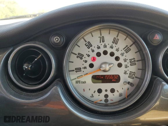 2005 MINI Hardtop S with VIN WMWRE33475TD92831, listed as a Copart auction lot 55299615 with 155,632 mi miles and Salvage title. Bid and sale history available at DreamBid. Image 9.