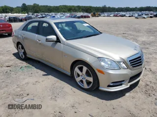 2012 Mercedes-Benz E 350 Luxury with VIN WDDHF5KB0CA567925, listed as a Copart auction lot 59439565 with 80,467 mi miles and Salvage title. Bid and sale history available at DreamBid. Image 4.