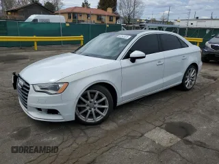 2015 Audi A3 Premium z VIN WAUACGFF5F1084350, wystawiony jako Copart lot #52341625 z przebiegiem 130 293 mil mil oraz Szkoda całkowita • Salvage title. Historia ofert i sprzedaży dostępna na DreamBid. Obrazek 1.