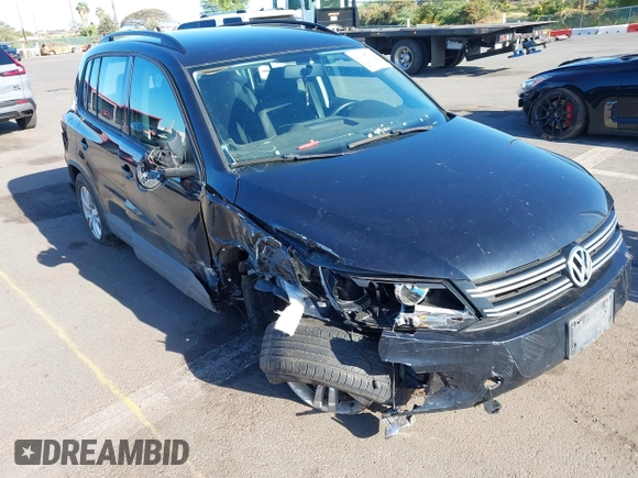 2015 Volkswagen Tiguan S z VIN WVGAV7AX8FW615777, wystawiony jako IAAI lot #42165193 z przebiegiem Nie podano mil oraz . Historia ofert i sprzedaży dostępna na DreamBid. Obrazek 6.