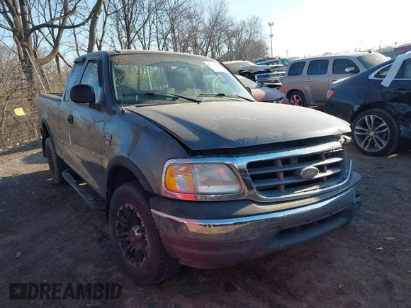 2003 Ford F-150 XL with VIN 2FTRX18WX3CB01433, listed as a IAAI auction lot 41768388 with 170,357 mi miles. Bid and sale history available at carsss.com. Image 1.