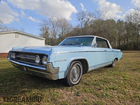 1964 Oldsmobile 88 z VIN 854M274413, wystawiony jako Copart lot #48237445 z przebiegiem 45 480 mil mil oraz Tytuł czysty. Historia ofert i sprzedaży dostępna na DreamBid. Obrazek 2.
