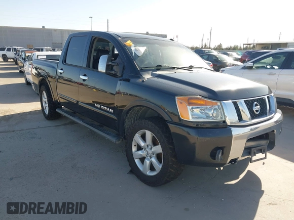 2008 Nissan Titan SE with VIN 1N6BA07D38N346909, listed as a IAAI auction lot 41678706 with 321,104 mi miles. Bid and sale history available at carsss.com. Image 1.