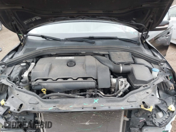 2014 Volvo XC60 R-Design Premier Plus with VIN YV4902DZ4E2554386, listed as a IAAI auction lot 42065061 with 92,865 mi miles and . Bid and sale history available at DreamBid. Image 10.
