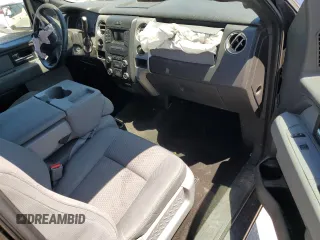 2013 Ford F-150 XL z VIN 1FTMF1CM3DKF59623, wystawiony jako Copart lot #57785795 z przebiegiem 213 868 mil mil oraz Czysty tytuł • Clean title. Historia ofert i sprzedaży dostępna na DreamBid. Obrazek 8.