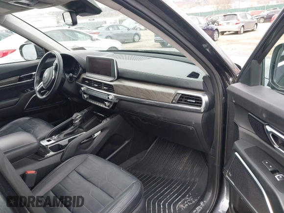 2020 Kia Telluride SX with VIN 5XYP5DHC8LG025376, listed as a IAAI auction lot 41832635 with 40,991 mi miles and . Bid and sale history available at DreamBid. Image 5.