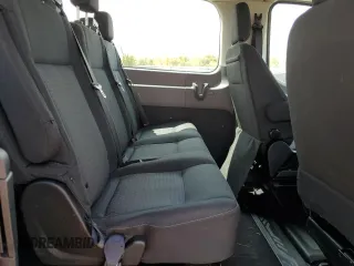 2021 Ford Transit Passenger XL z VIN 1FBAX2Y88MKA30996, wystawiony jako Copart lot #52709324 z przebiegiem 86 753 mil mil oraz Szkoda całkowita • Salvage title. Historia ofert i sprzedaży dostępna na DreamBid. Obrazek 11.