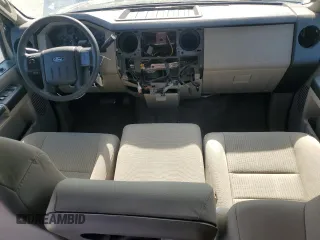 2008 Ford F-250 XL z VIN 1FTSW21R58EC75894, wystawiony jako Copart lot #61160975 z przebiegiem 189 193 mil mil oraz Szkoda całkowita • Salvage title. Historia ofert i sprzedaży dostępna na DreamBid. Obrazek 8.
