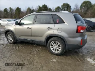 2014 Kia Sorento LX with VIN 5XYKTDA74EG461884, listed as a Copart auction lot 46021015 with 97,411 mi miles and Salvage Title. Bid and sale history available at carsss.com. Image 2.