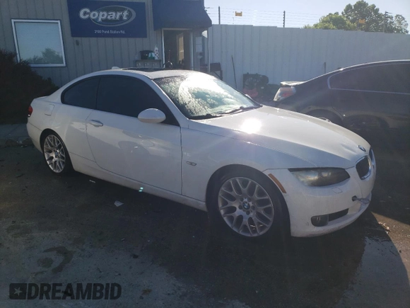 2009 BMW 3 Series 328i with VIN WBAWB33549P138008, listed as a Copart auction lot 56818884 with 147,890 mi miles and Non Repairable. Bid and sale history available at carsss.com. Image 4.