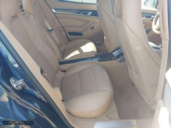2011 Porsche Panamera with VIN WP0AA2A78BL013850, listed as a IAAI auction lot 42095245 with 104,730 mi miles. Bid and sale history available at carsss.com. Image 8.