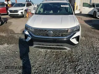 2022 Volkswagen Taos SE z VIN 3VVTX7B25NM095693, wystawiony jako Copart lot #45579375 z przebiegiem 41 956 mil mil oraz Szkoda całkowita • Salvage title. Historia ofert i sprzedaży dostępna na DreamBid. Obrazek 14.