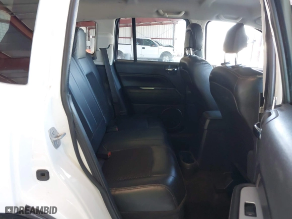 2016 Jeep Compass High Altitude Edition with VIN 1C4NJCEA2GD735653, listed as a IAAI auction lot 41877178 with 225,670 mi miles. Bid and sale history available at carsss.com. Image 8.