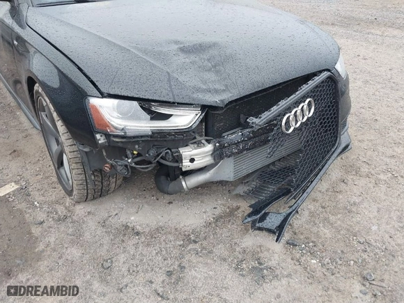 2015 Audi A4 Premium Plus with VIN WAUFFAFL4FN003671, listed as a IAAI auction lot 40919337 with 114,076 mi miles. Bid and sale history available at carsss.com. Image 6.