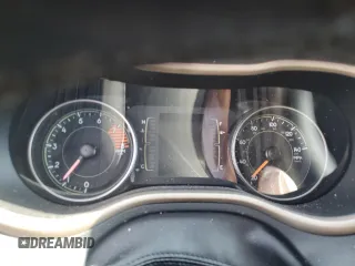 2016 Jeep Cherokee Altitude с VIN 1C4PJMCS7GW225779, выставлен на аукционе Copart как лот 63070925 с пробегом Не указан миль и Чистый • Clean title. История ставок и продаж доступна на DreamBid. Изображение 9.
