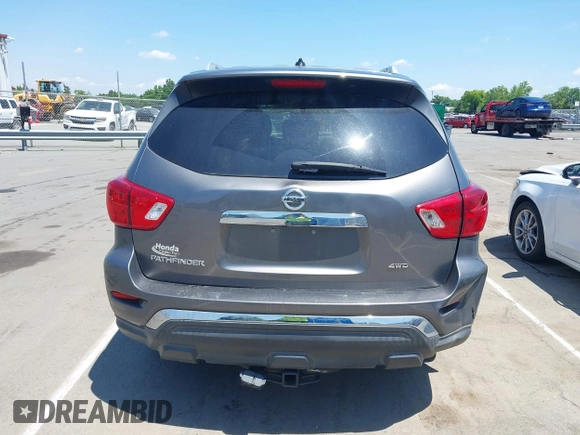 2018 Nissan Pathfinder S with VIN 5N1DR2MM6JC620315, listed as a IAAI auction lot 42225525 with 102,413 mi miles and . Bid and sale history available at DreamBid. Image 16.
