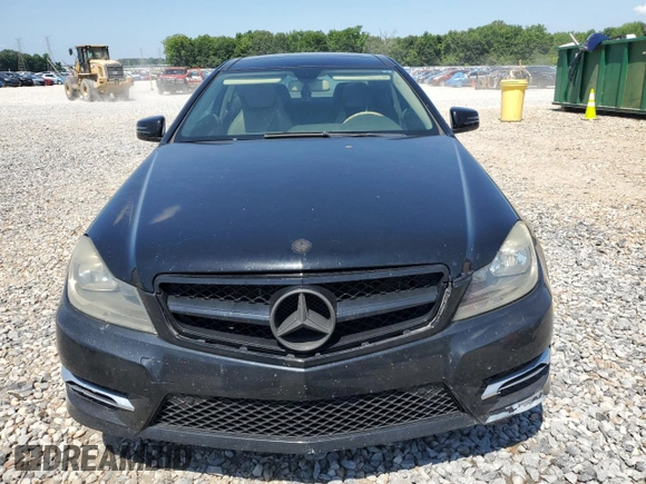 2013 Mercedes-Benz C 250 with VIN WDDGJ4HB2DG059854, listed as a Copart auction lot 61996345 with 109,119 mi miles and Clean title. Bid and sale history available at DreamBid. Image 5.