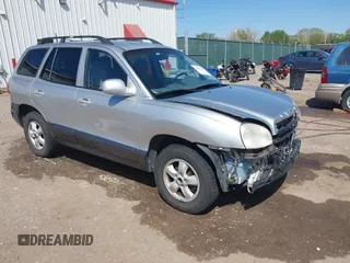 2005 Hyundai Santa Fe GLS with VIN KM8SC13DX5U945084, listed as a IAAI auction lot 42020883 with 172,999 mi miles and . Bid and sale history available at DreamBid. Image 1.