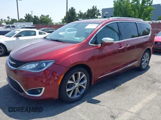 2018 Chrysler Pacifica Limited with VIN 2C4RC1GG6JR198355, listed as a IAAI auction lot 42555659 with 111,163 mi miles and . Bid and sale history available at DreamBid. Image 20.