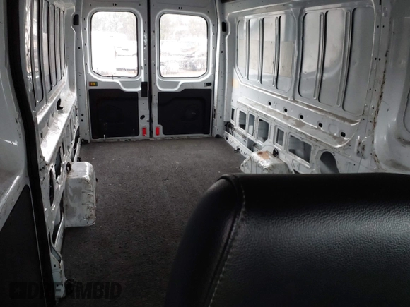 2020 Ford Transit Cargo with VIN 1FTBR3X89LKA10949, listed as a IAAI auction lot 41565082 with 156,494 mi miles. Bid and sale history available at carsss.com. Image 8.