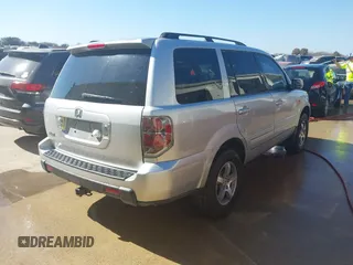 2007 Honda Pilot EX-L with VIN 5FNYF28787B043110, listed as a IAAI auction lot 41430655 with 151,451 mi miles. Bid and sale history available at carsss.com. Image 4.