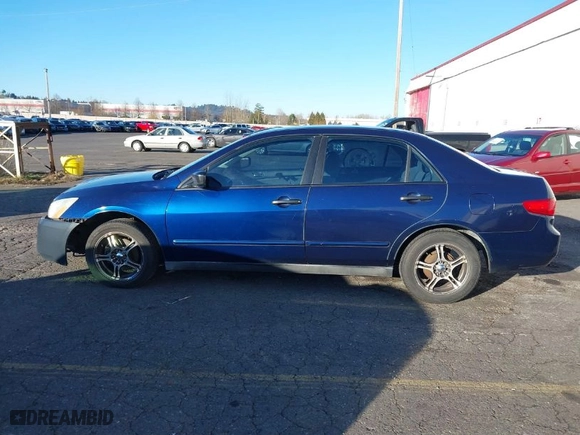2005 Honda Accord Sdn DX with VIN 1HGCM56145A154194, listed as a IAAI auction lot 41539926 with NaN miles. Bid and sale history available at carsss.com. Image 14.