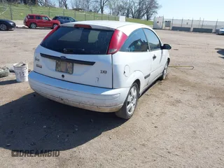 2001 Ford Focus ZX3 with VIN 3FAFP31341R247786, listed as a IAAI auction lot 42017033 with Not provided miles and . Bid and sale history available at DreamBid. Image 4.
