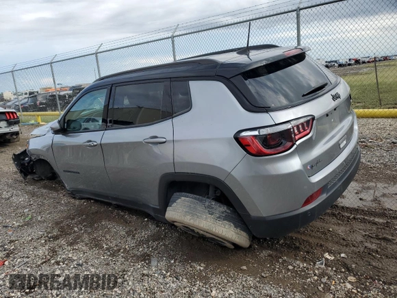 2021 Jeep Compass Latitude z VIN 3C4NJCBB2MT532314, wystawiony jako Copart lot #79363064 z przebiegiem 55 329 mil mil oraz Szkoda całkowita • Salvage title. Historia ofert i sprzedaży dostępna na DreamBid. Obrazek 2.