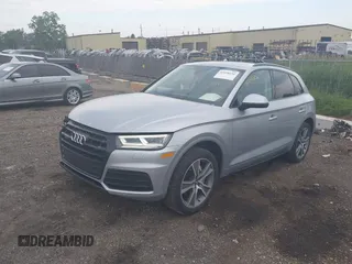 2019 Audi Q5 Premium Plus z VIN WA1BNAFY4K2073225, wystawiony jako IAAI lot #42458236 z przebiegiem 104 706 mil mil oraz . Historia ofert i sprzedaży dostępna na DreamBid. Obrazek 2.