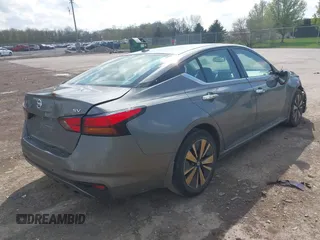 2019 Nissan Altima SV z VIN 1N4BL4DV4KC112188, wystawiony jako IAAI lot #42162420 z przebiegiem 115 239 mil mil oraz . Historia ofert i sprzedaży dostępna na DreamBid. Obrazek 4.
